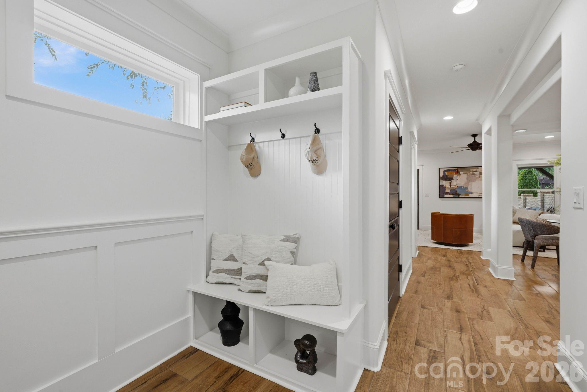 818 Ideal Way Property Photo 33