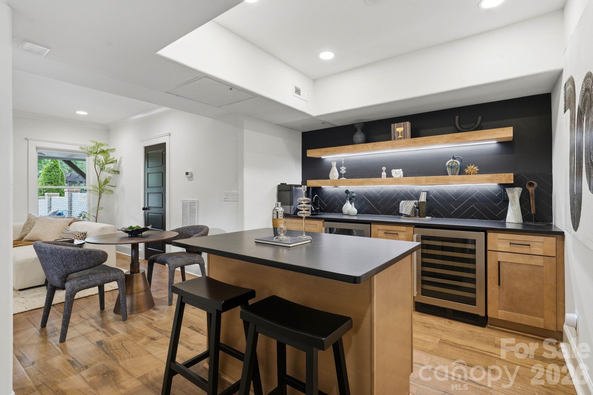 818 Ideal Way Property Photo 34