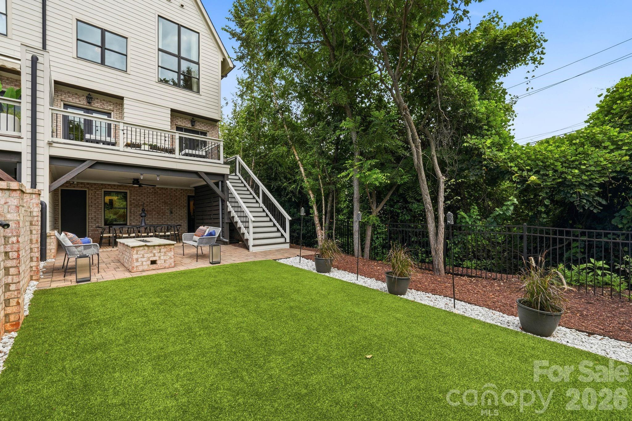 818 Ideal Way Property Photo 43
