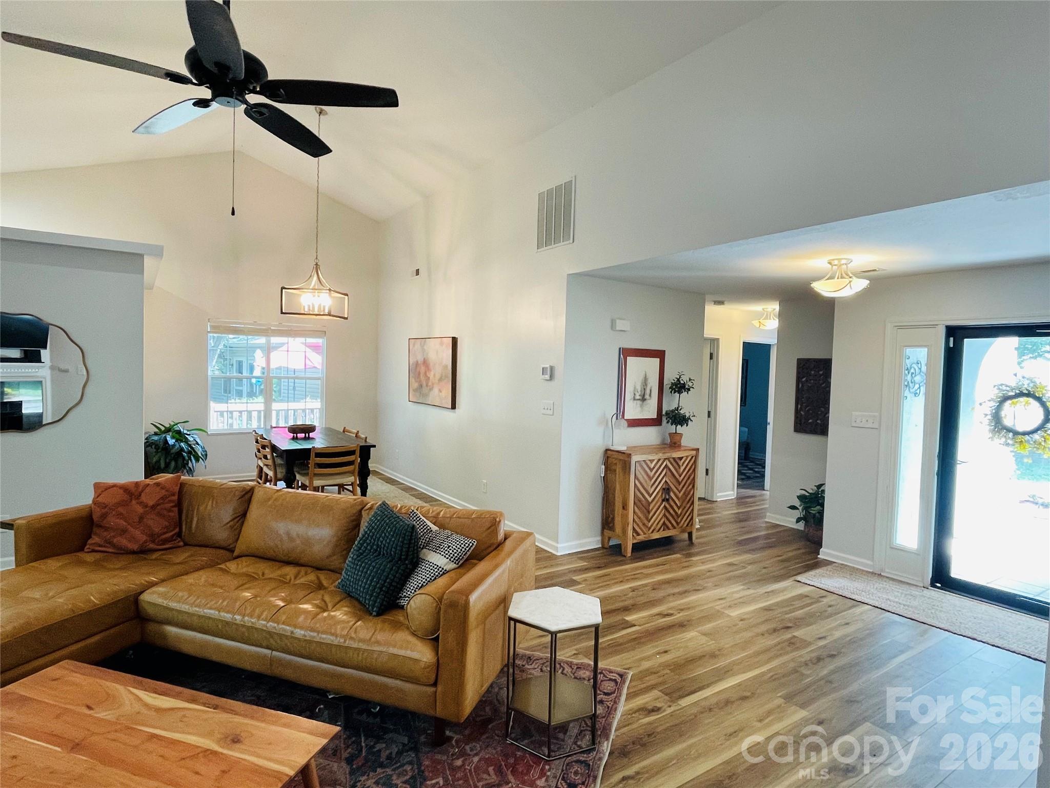 50 Stonebridge Drive Property Photo 3