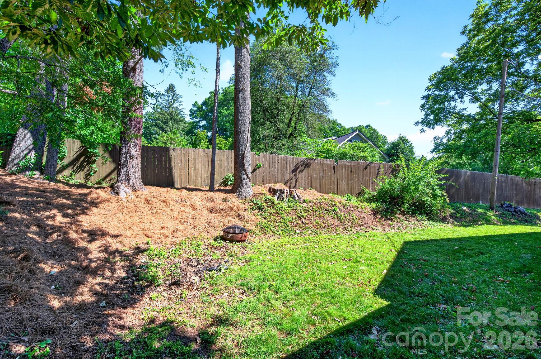 440v Carolina Avenue Property Photo 12