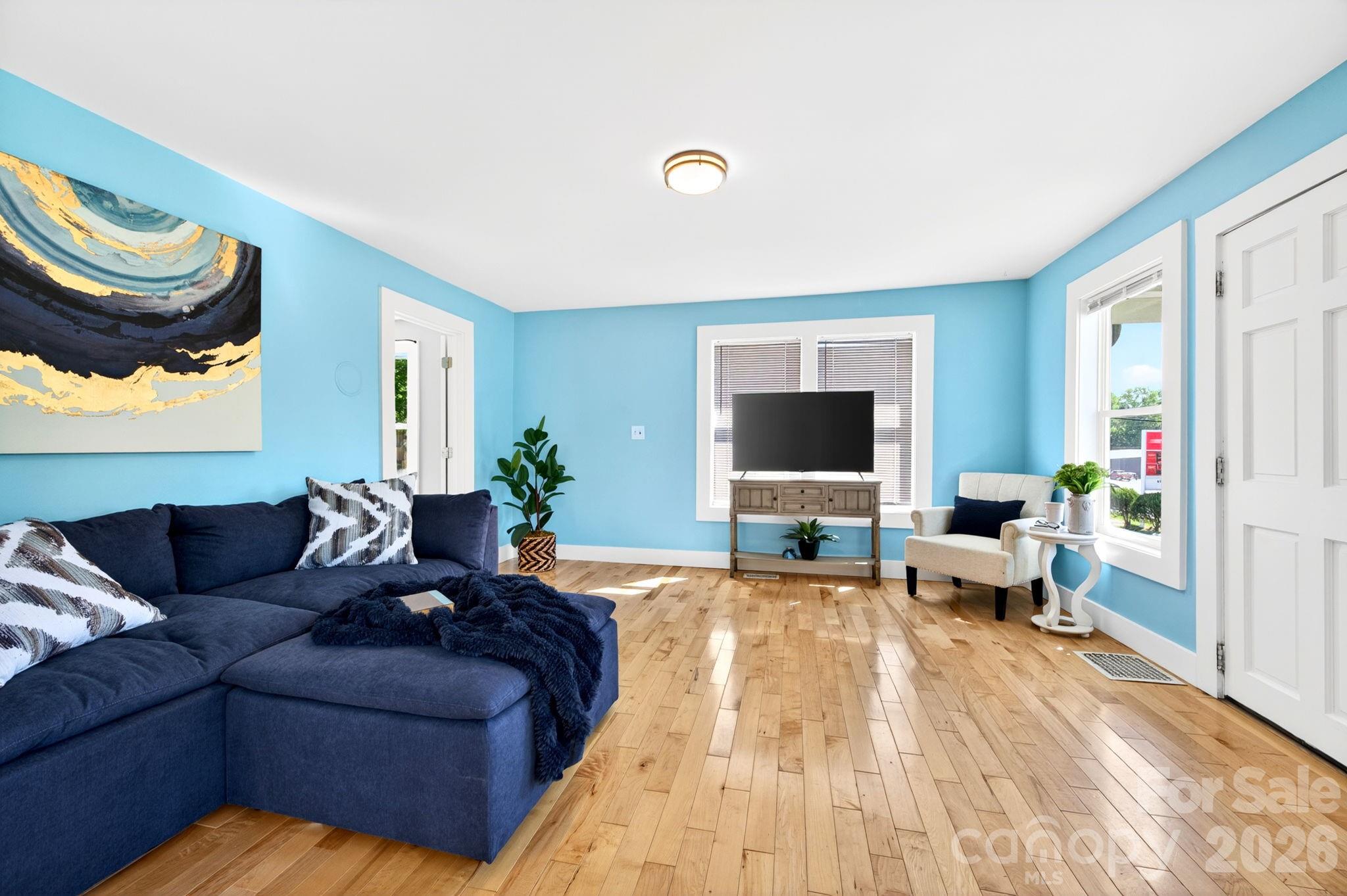 440v Carolina Avenue Property Photo 18