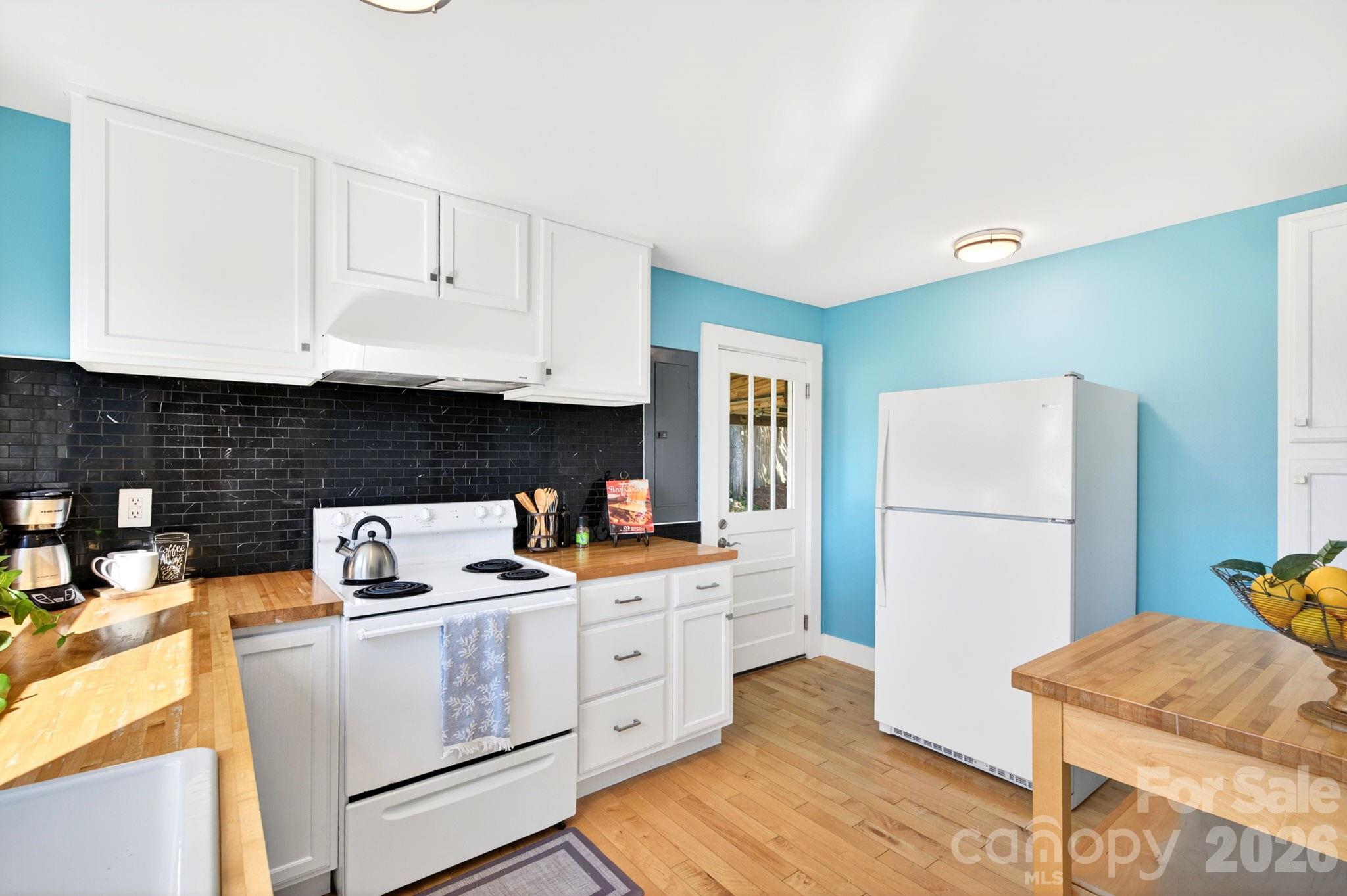 440v Carolina Avenue Property Photo 26
