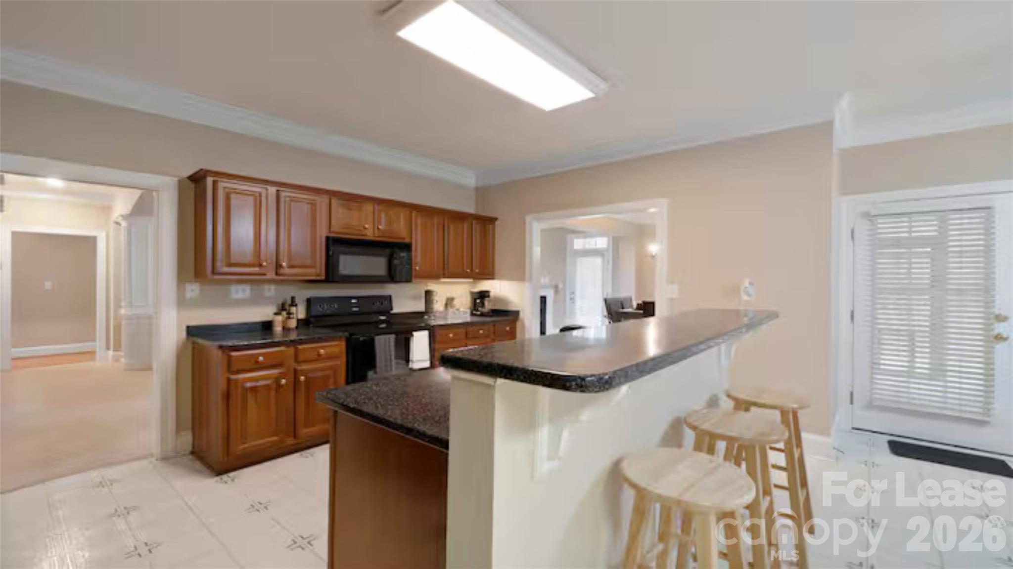 2804 Wingfield Place Property Photo 4