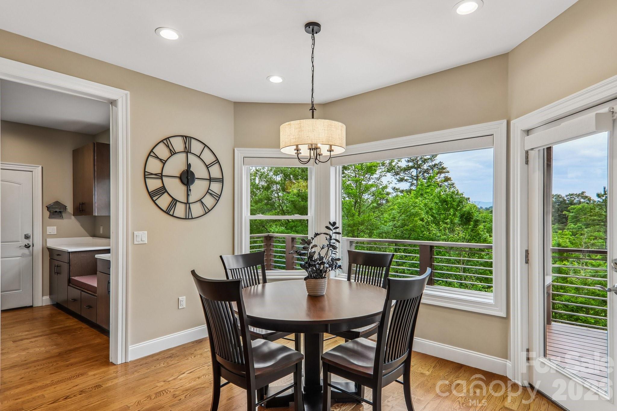 106 Saddle Ridge Drive Property Photo 12