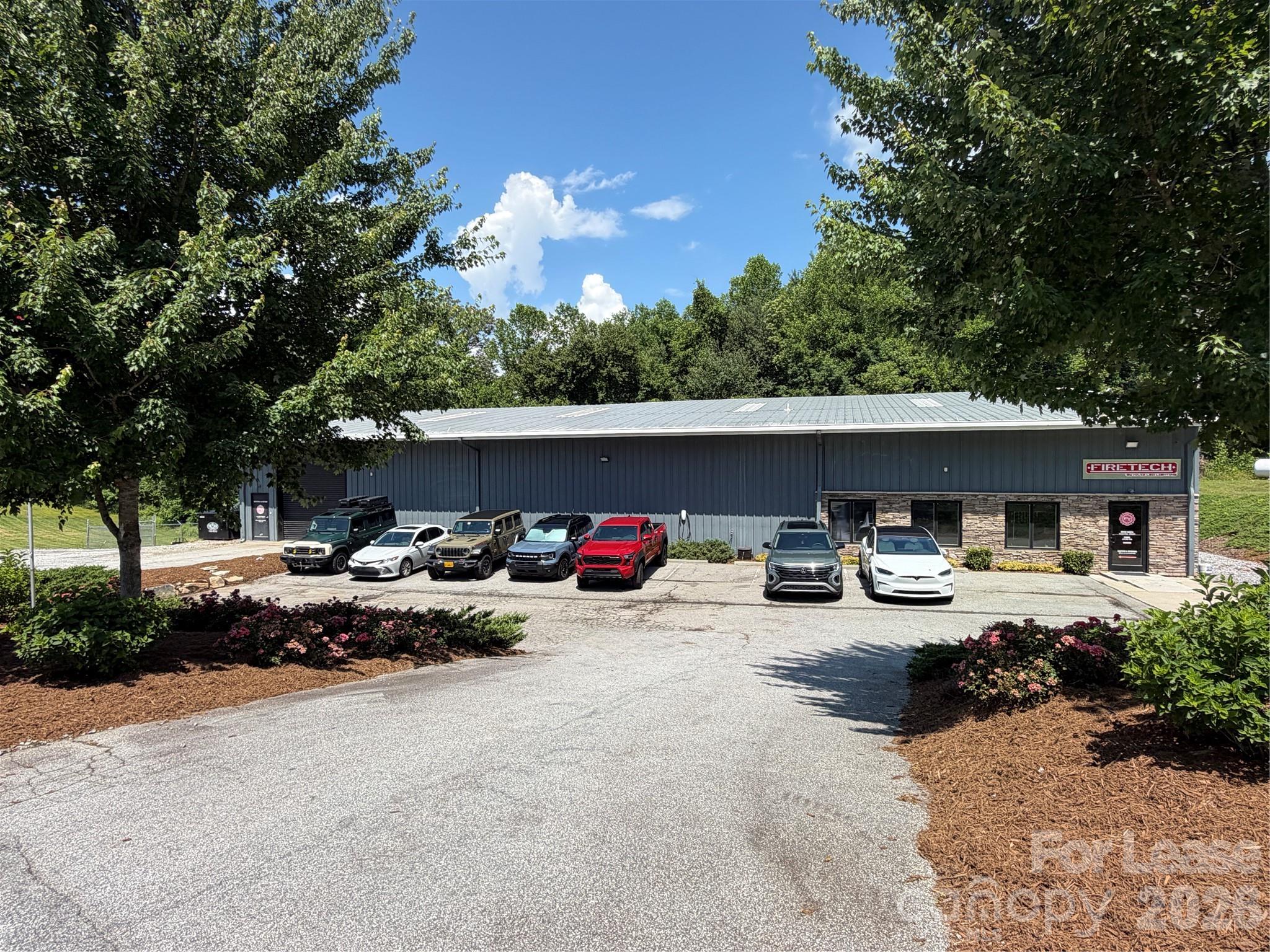 149 Twin Springs Road Property Photo 6