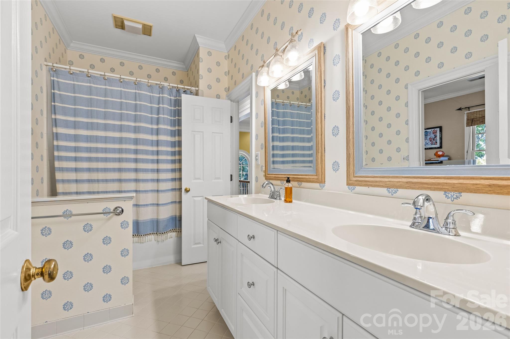 3601 Castellaine Drive Property Photo 17