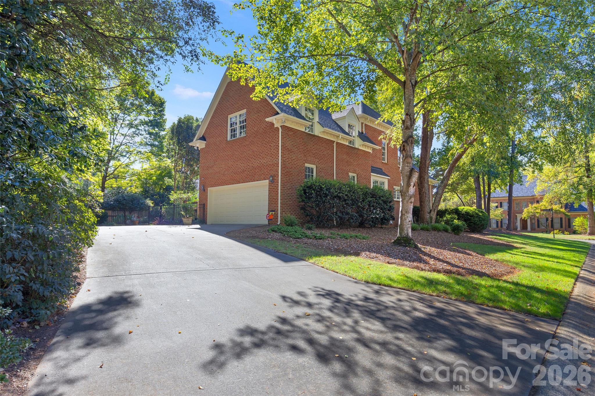 3601 Castellaine Drive Property Photo 25