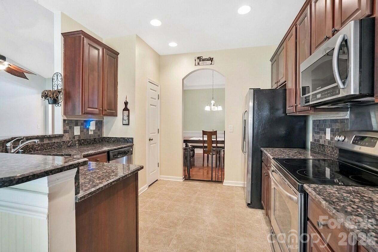 4628 Bonroi Avenue Property Photo 6