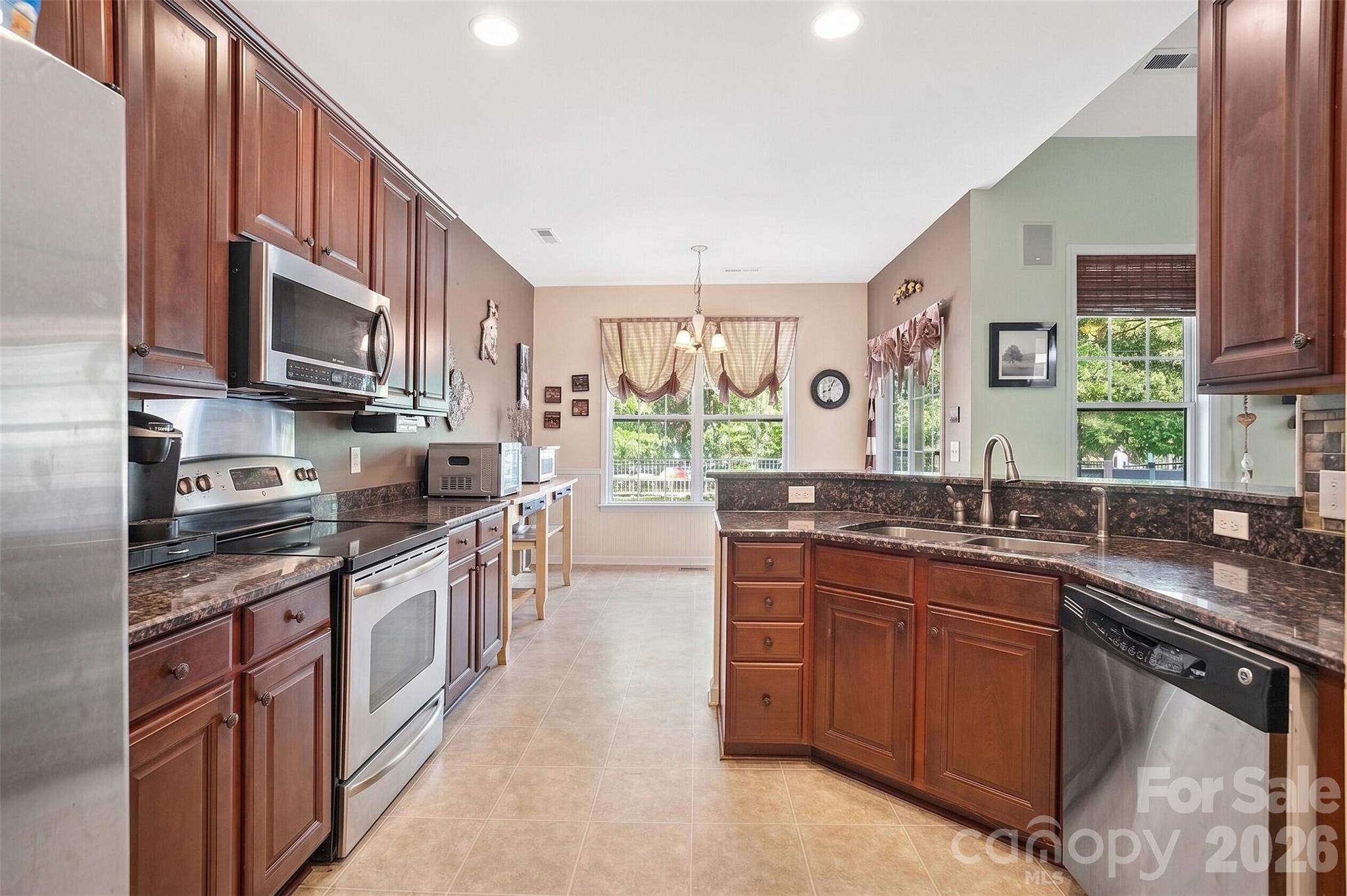 4628 Bonroi Avenue Property Photo 7