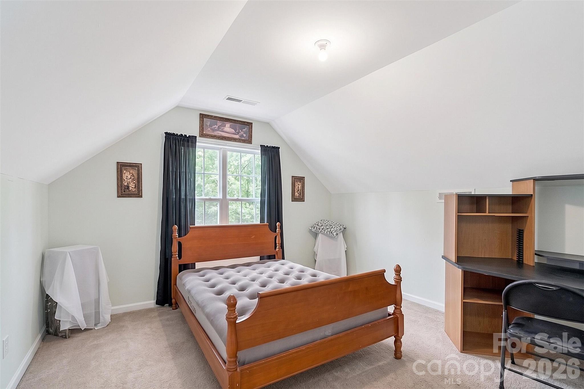 4628 Bonroi Avenue Property Photo 10