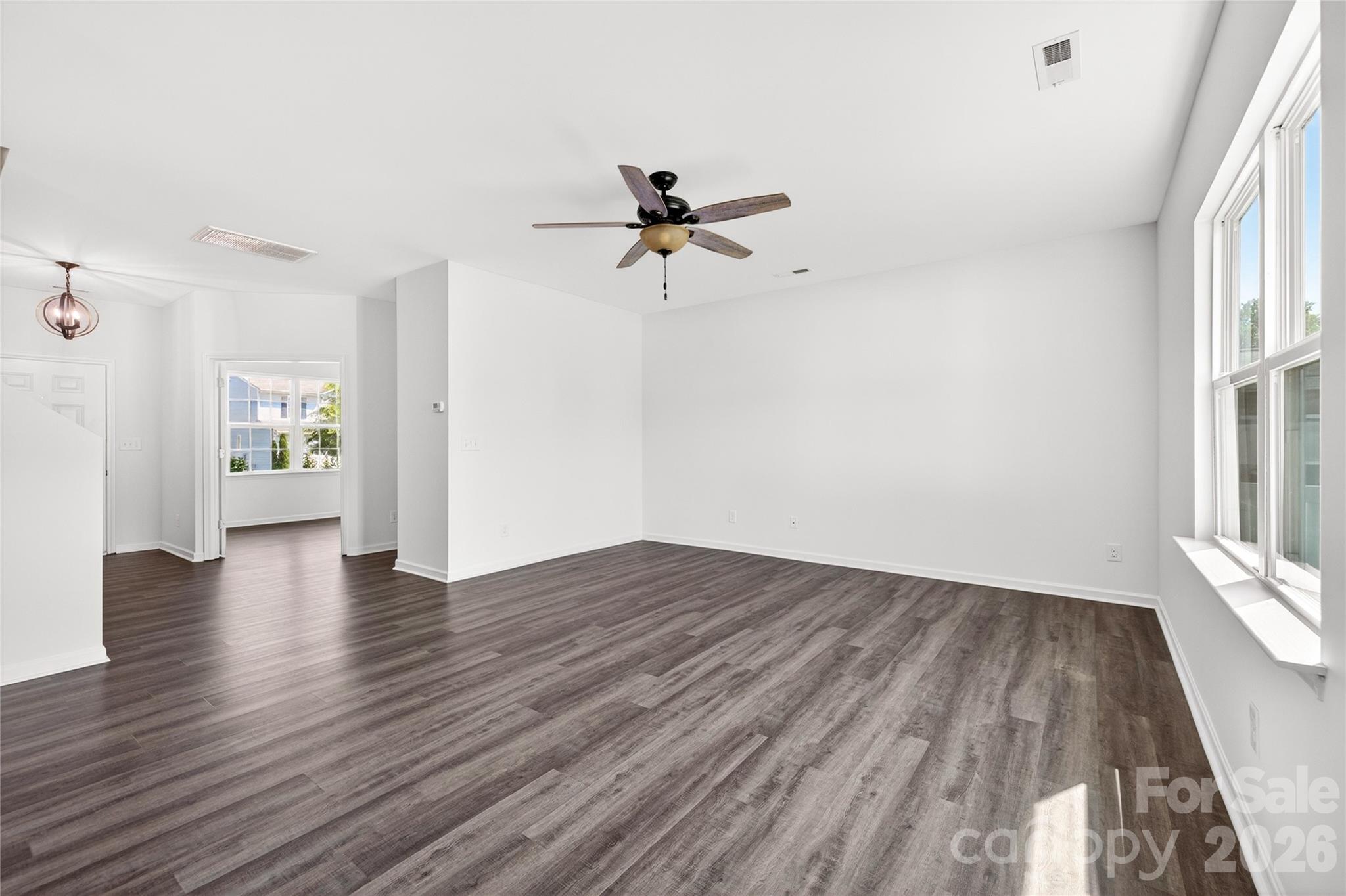 9013 Magnolia Lily Avenue Property Photo 12