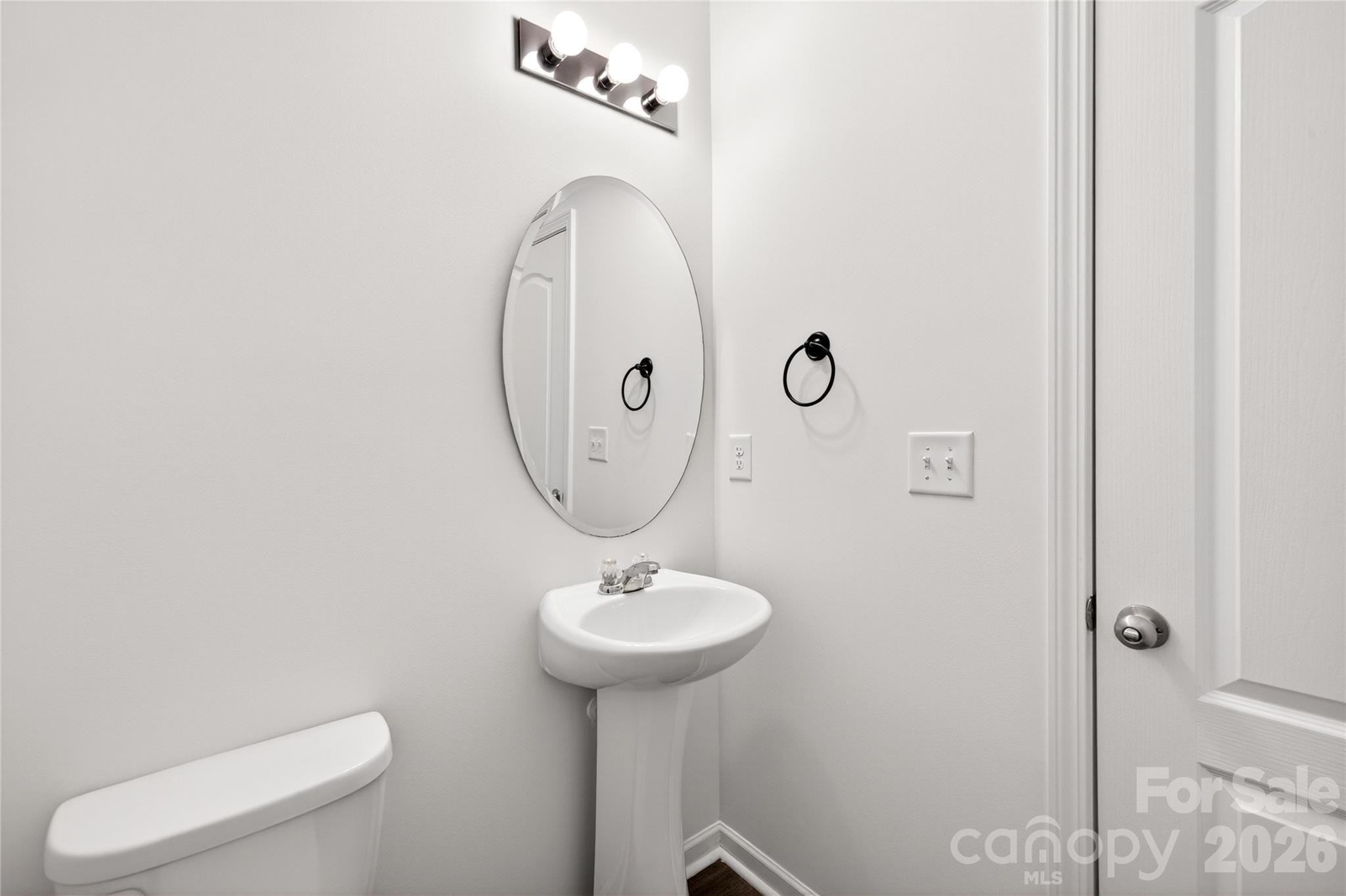 9013 Magnolia Lily Avenue Property Photo 27