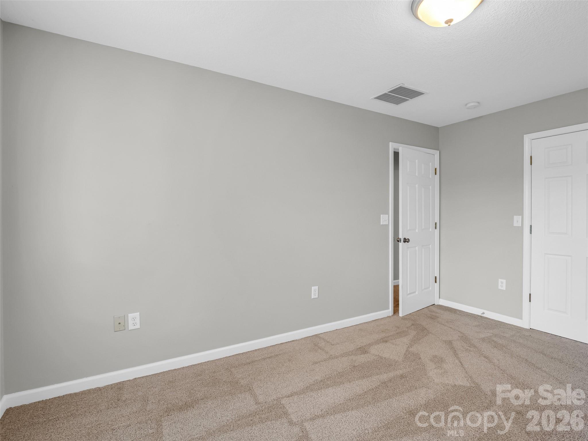 99 Driftstone Circle Property Photo 24