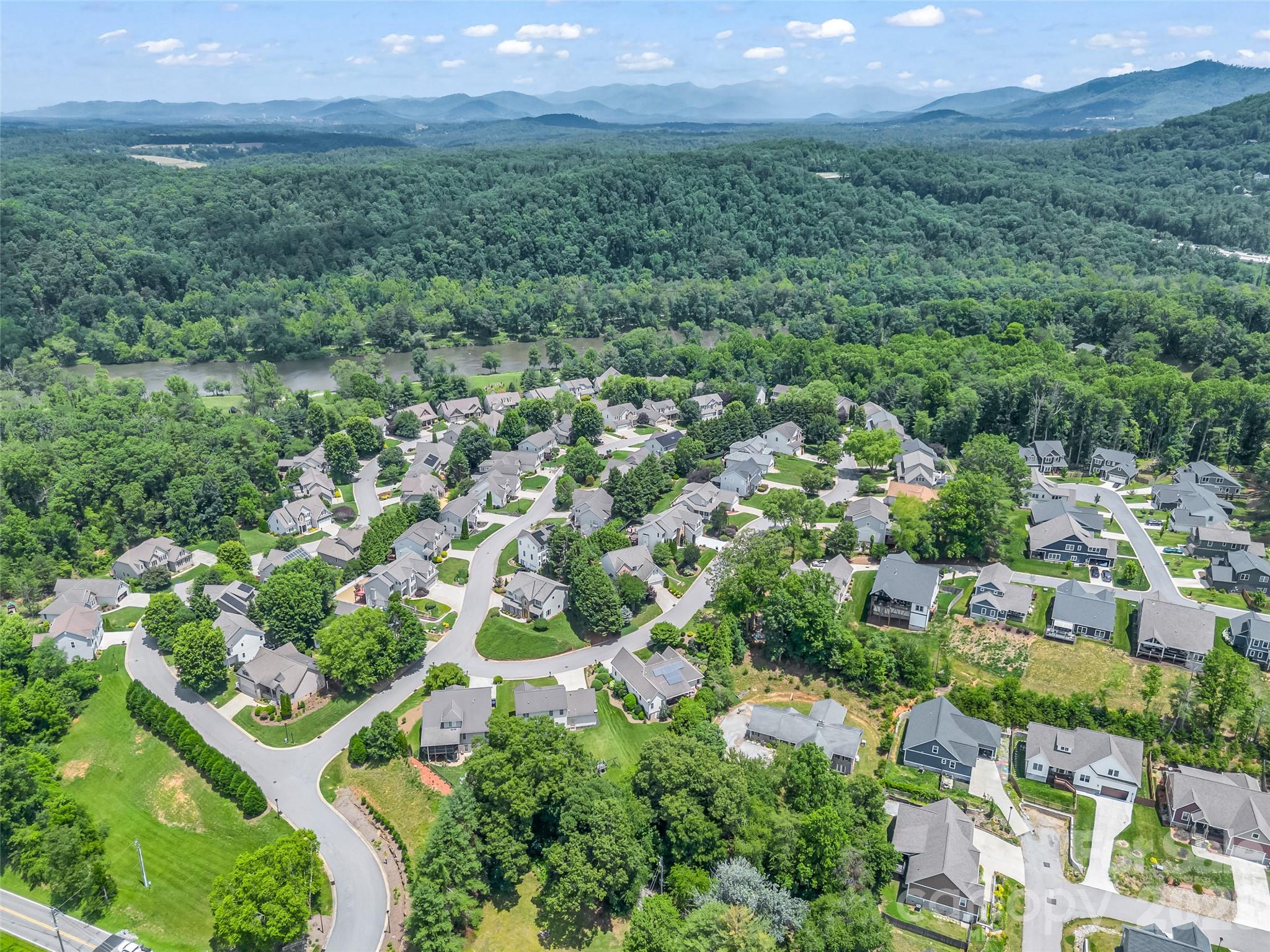 99 Driftstone Circle Property Photo 46