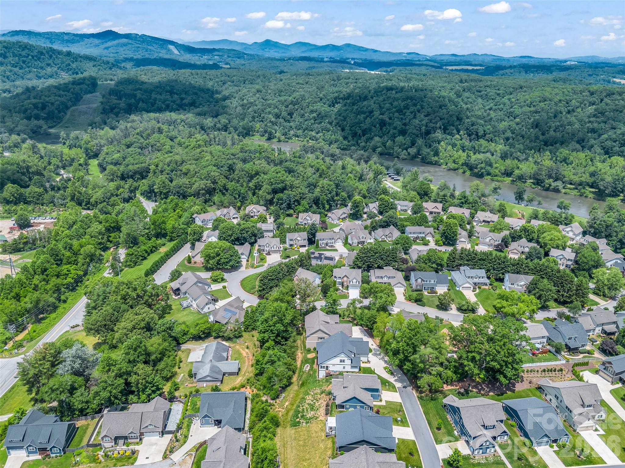 99 Driftstone Circle Property Photo 47