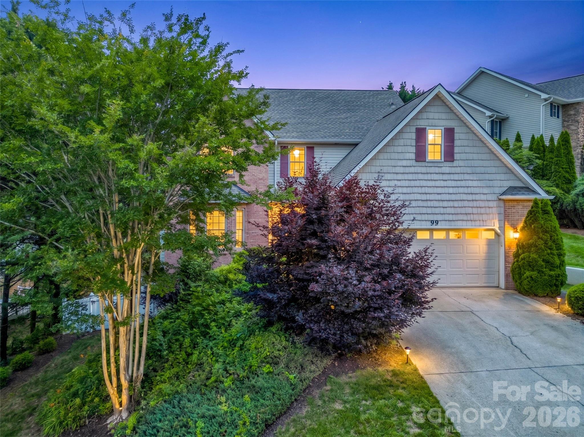 99 Driftstone Circle Property Photo 48