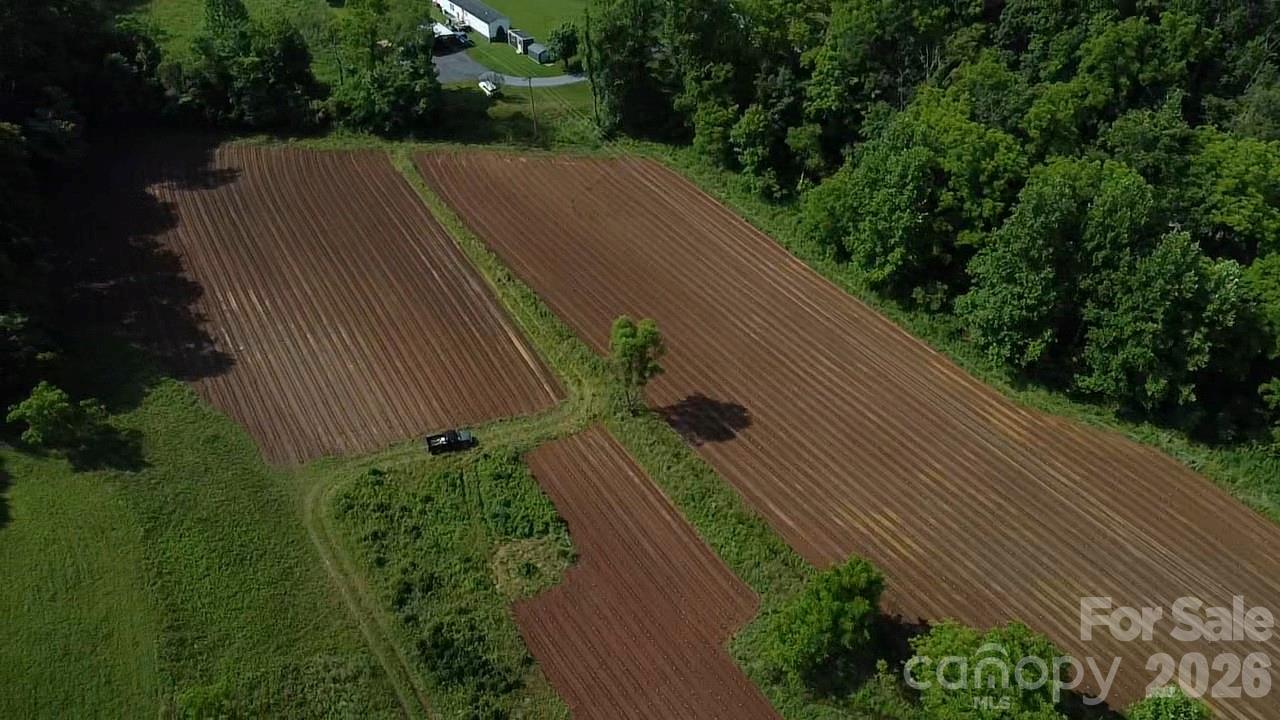 1327 Nc 80 Highway Property Photo 31