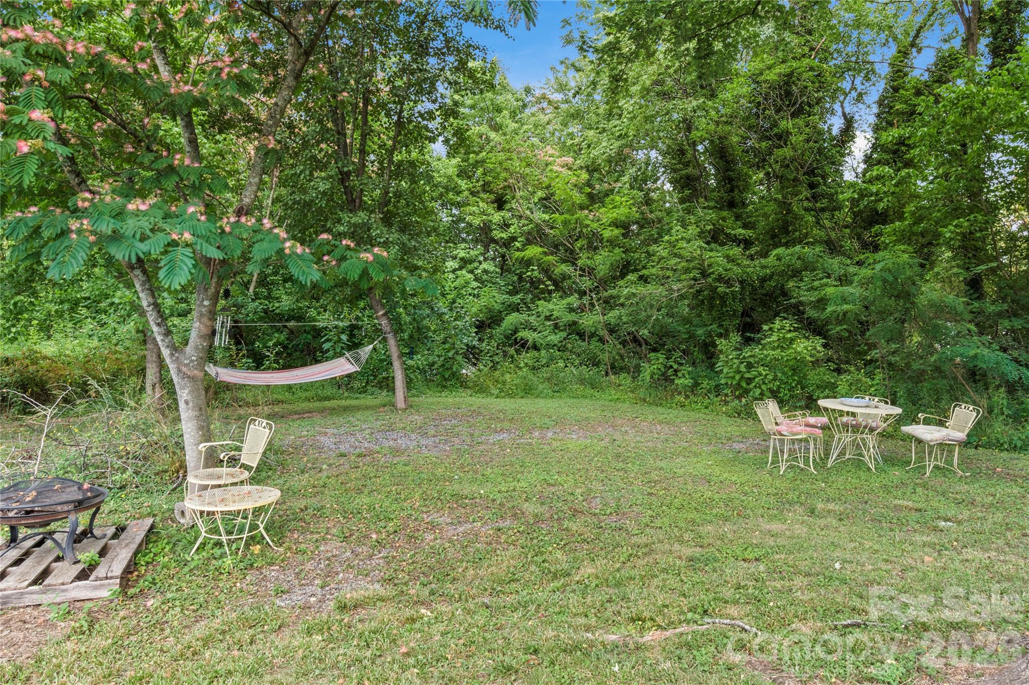 112 Hillcrest Street Property Photo 25