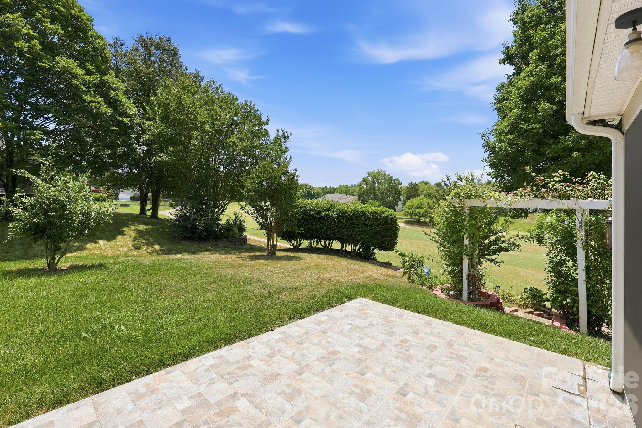 1854 Briarcrest Drive Property Photo 5