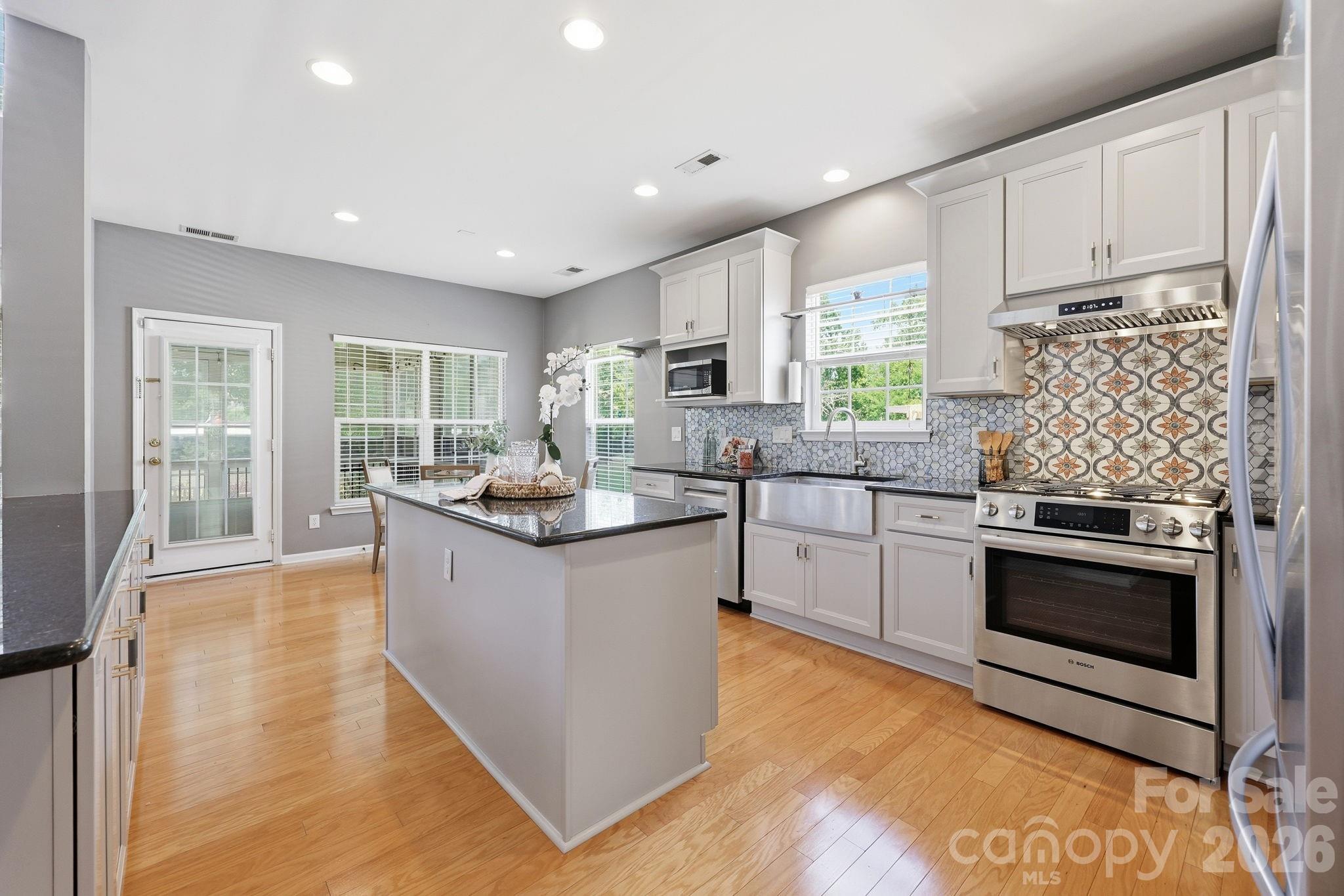 1854 Briarcrest Drive Property Photo 15