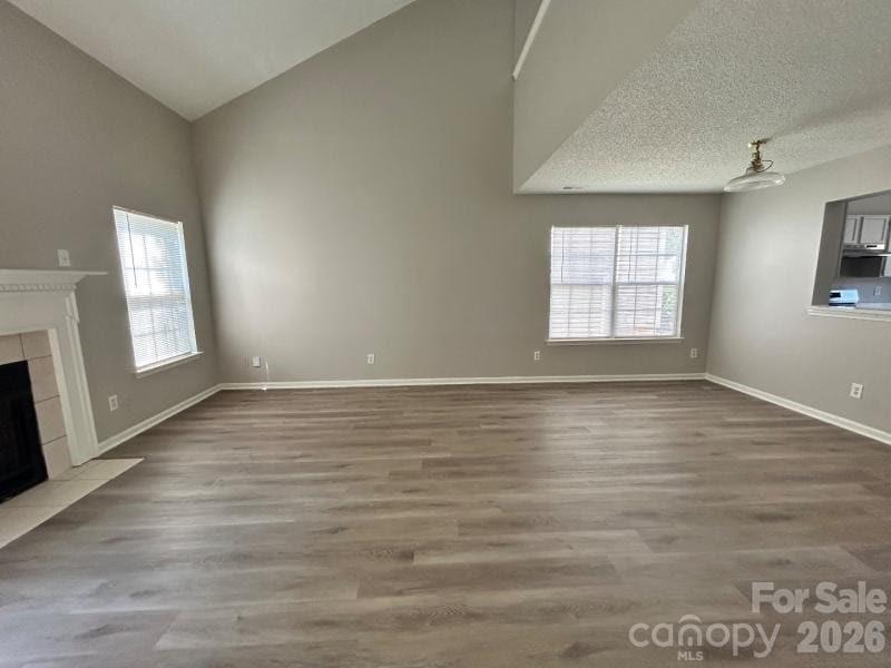 821 Lakehill Road Property Photo 3