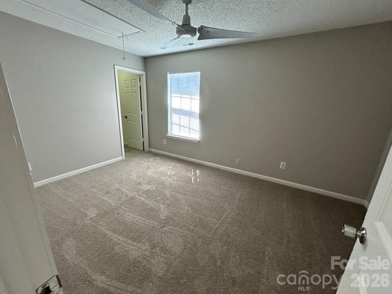 821 Lakehill Road Property Photo 11