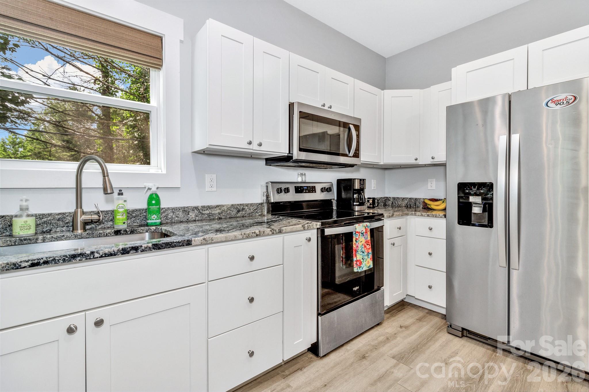 330 Old County Home Road Property Photo 10