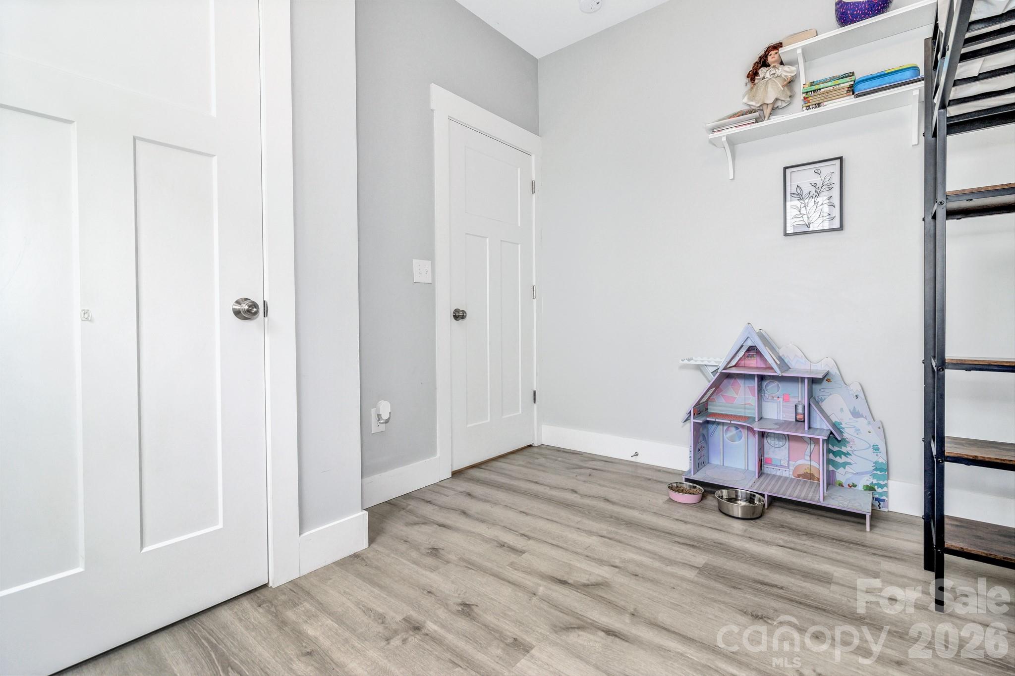 330 Old County Home Road Property Photo 24