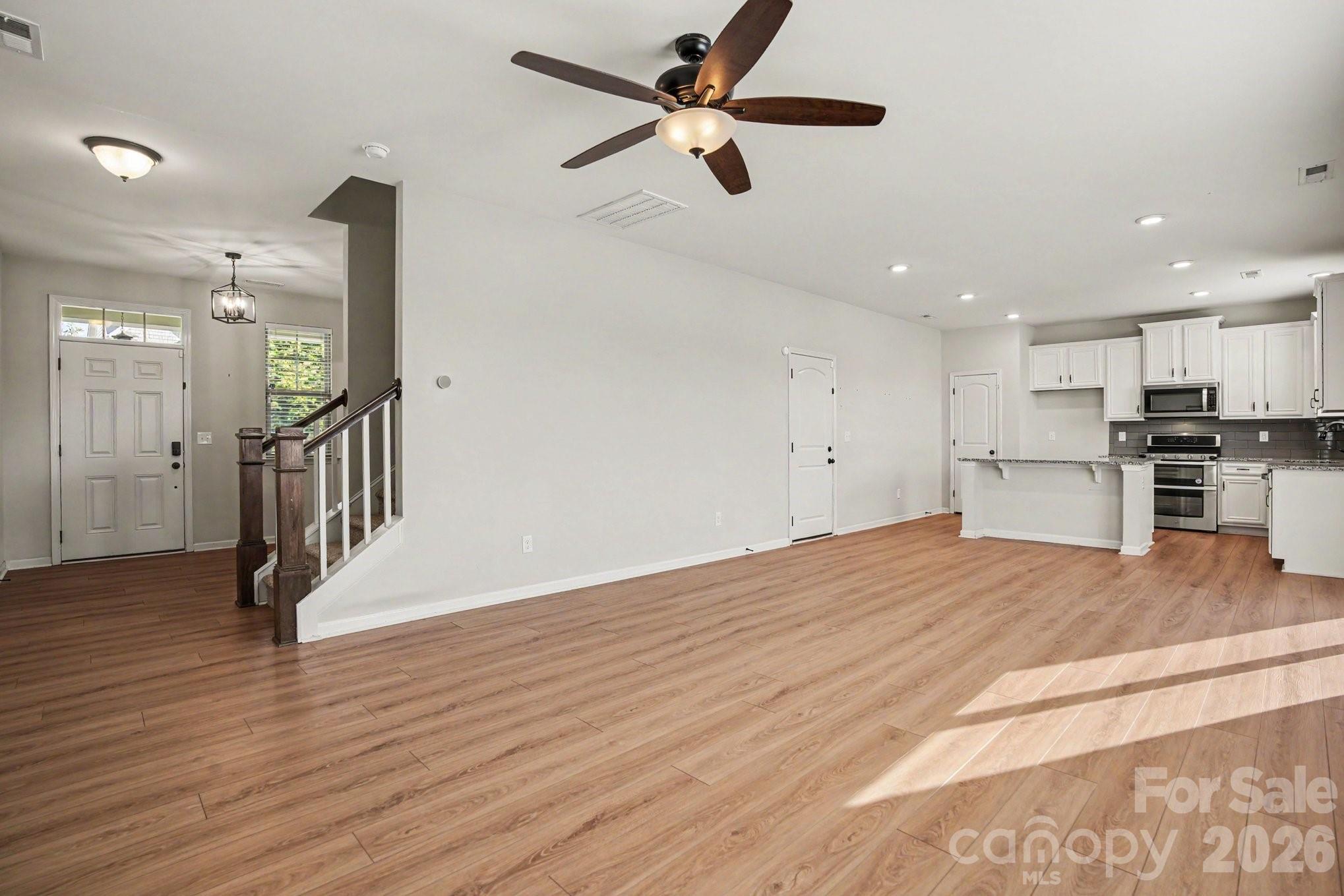 1209 Brooksland Place Property Photo 2