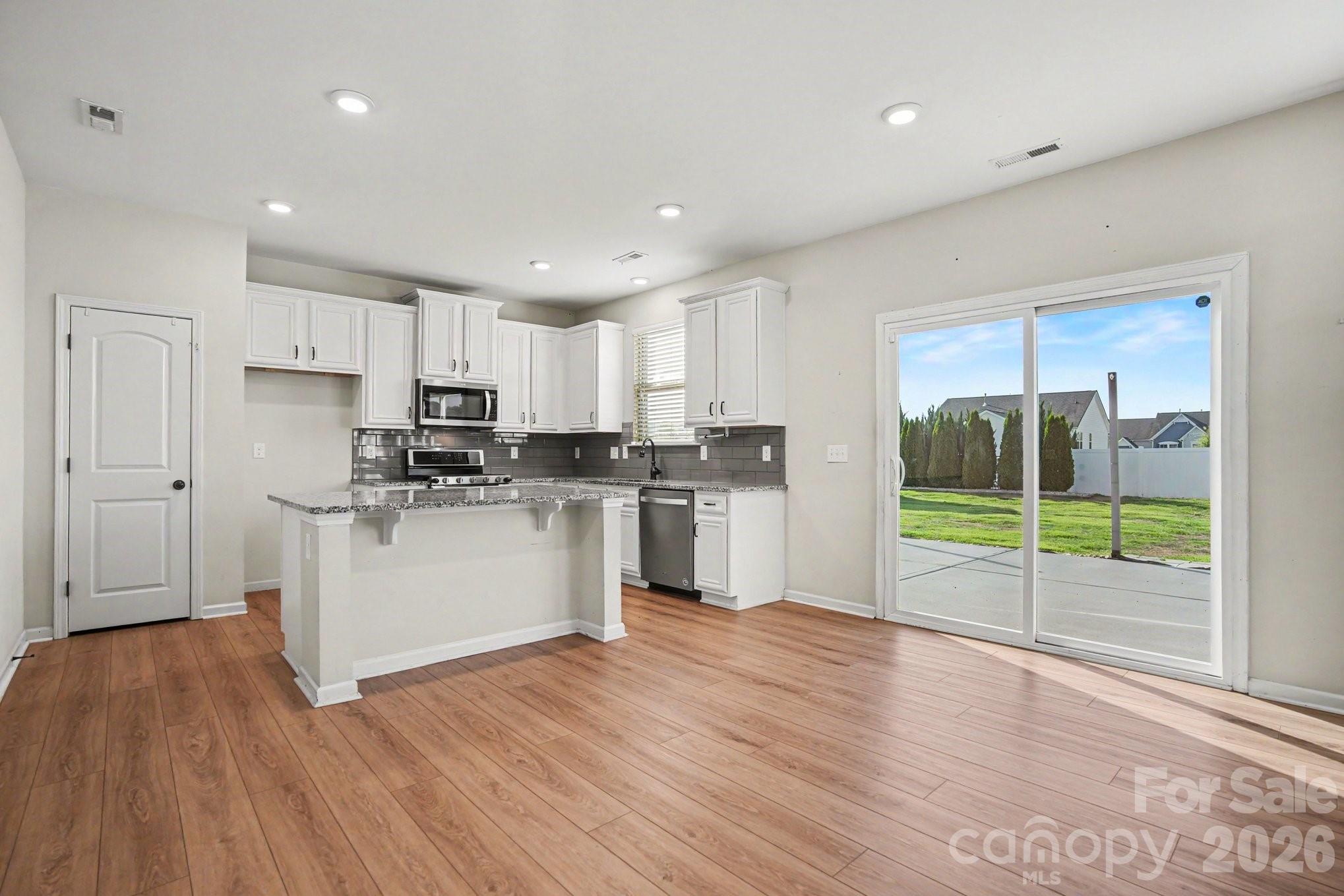 1209 Brooksland Place Property Photo 6