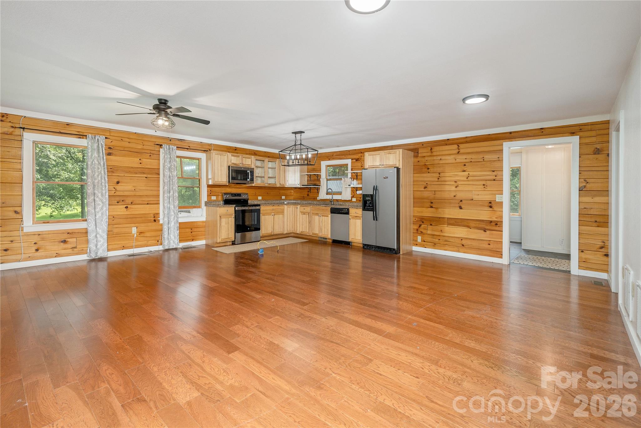 47 Buchanan Lane Property Photo 6