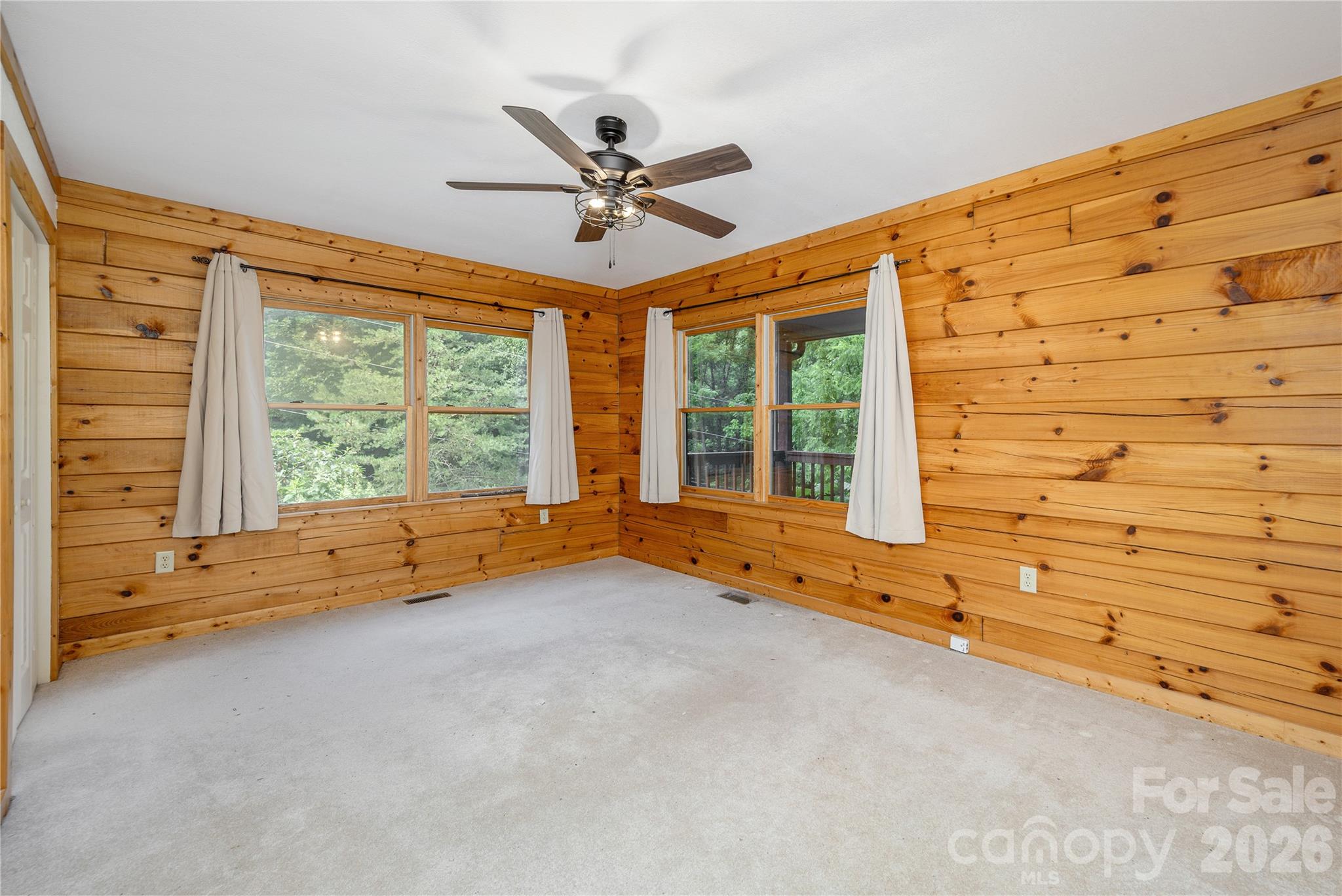 47 Buchanan Lane Property Photo 12