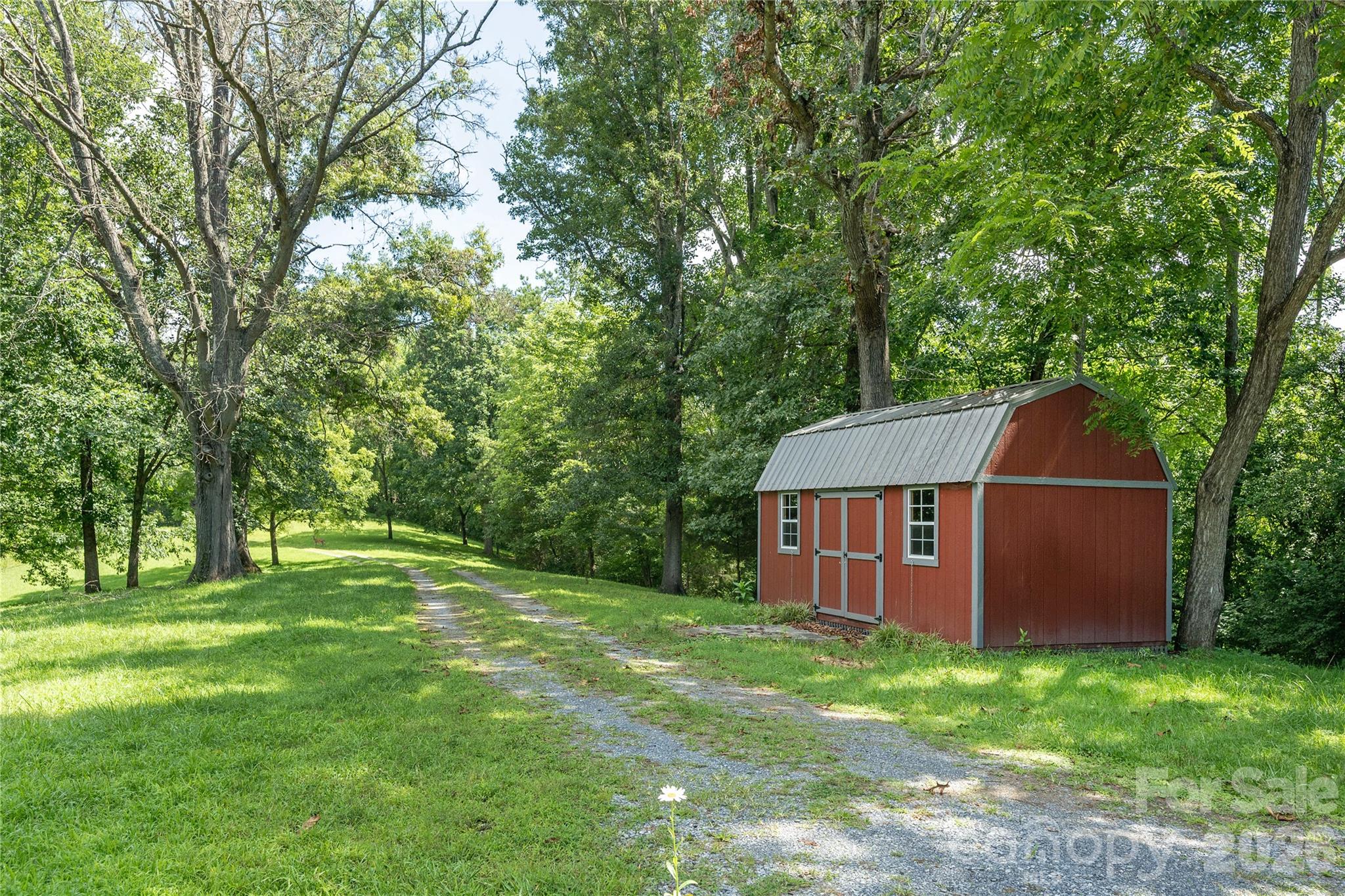47 Buchanan Lane Property Photo 23