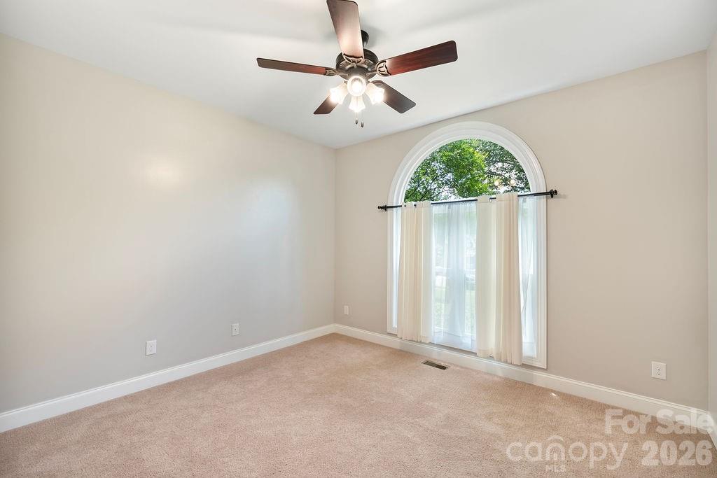 10846 Tyler Brook Lane Property Photo 16