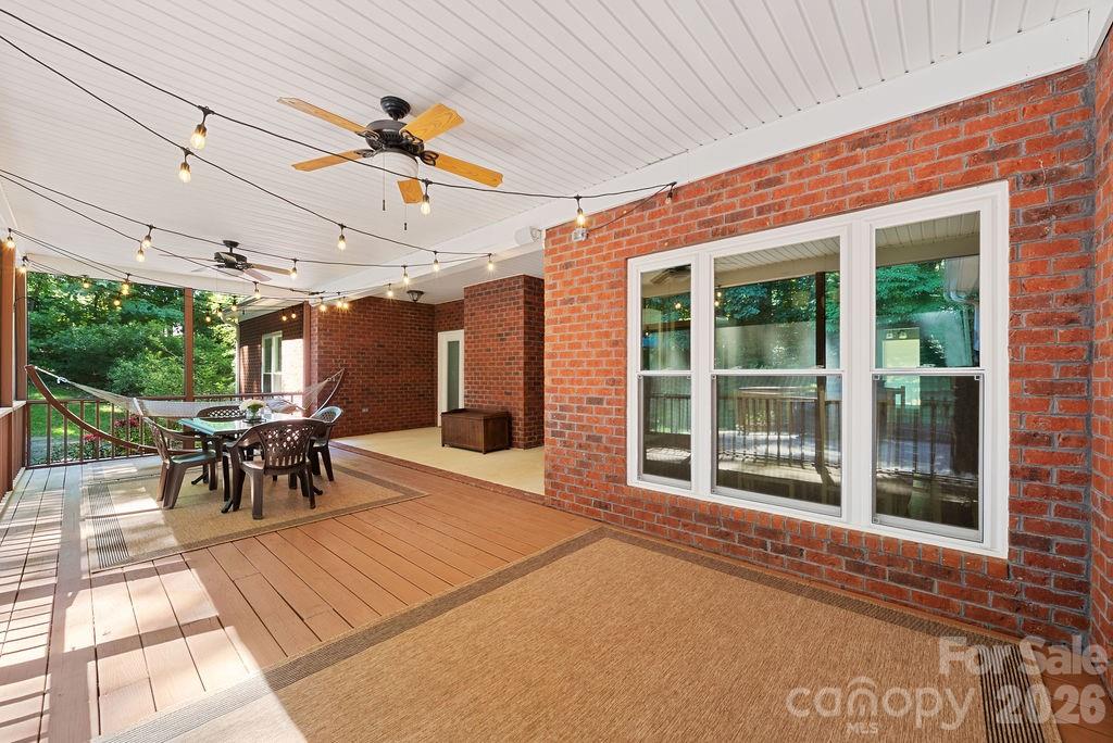 10846 Tyler Brook Lane Property Photo 38