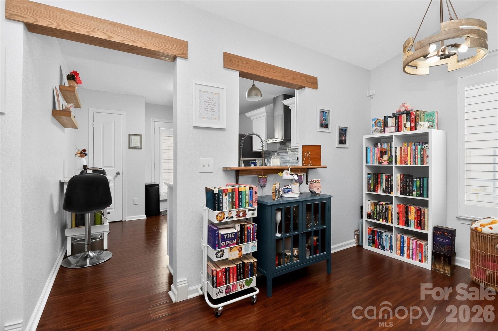 5422 Harris Cove Drive Property Photo 8