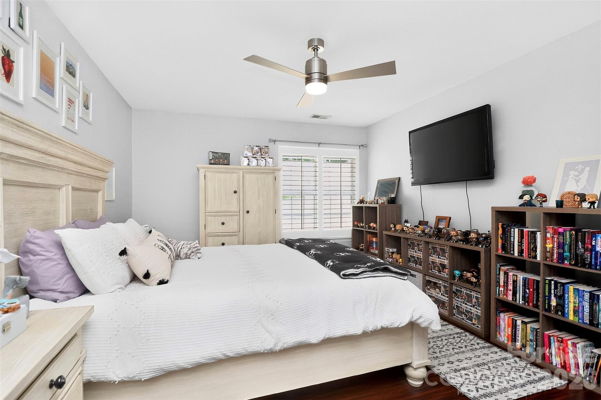 5422 Harris Cove Drive Property Photo 16