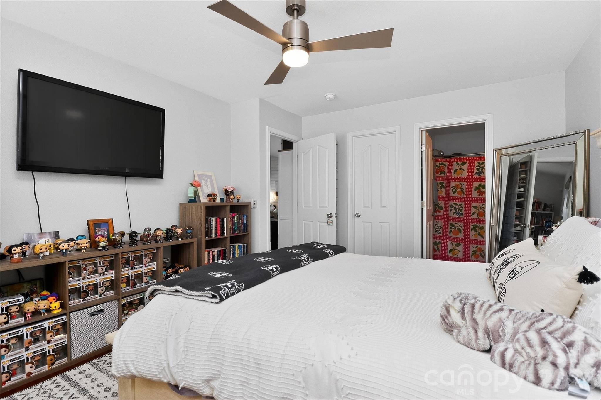 5422 Harris Cove Drive Property Photo 17