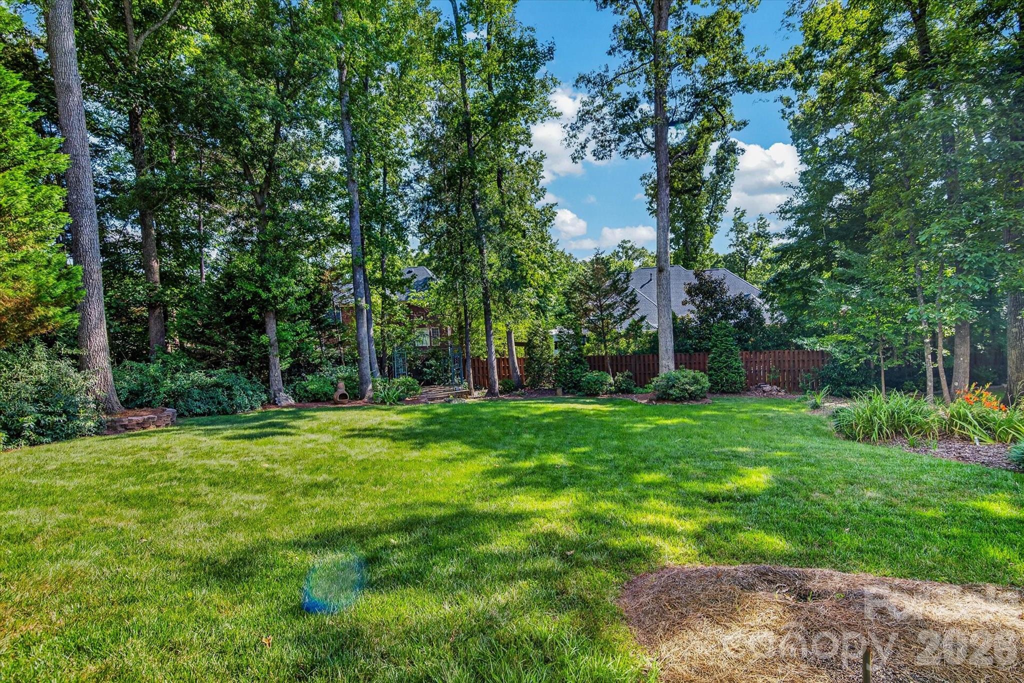 1541 The Crossing None Property Photo 35