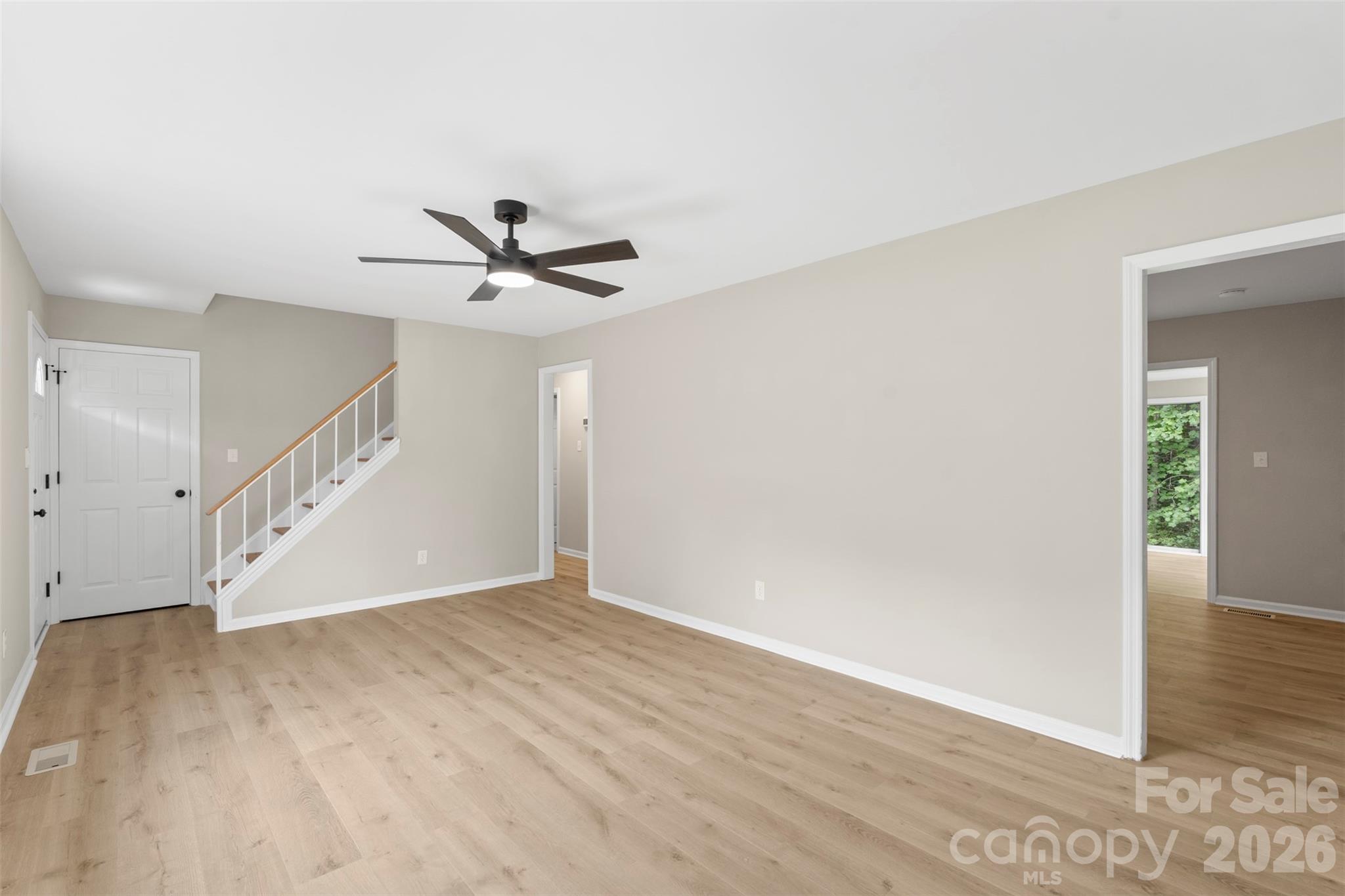 711 King Arthur Drive Property Photo 9