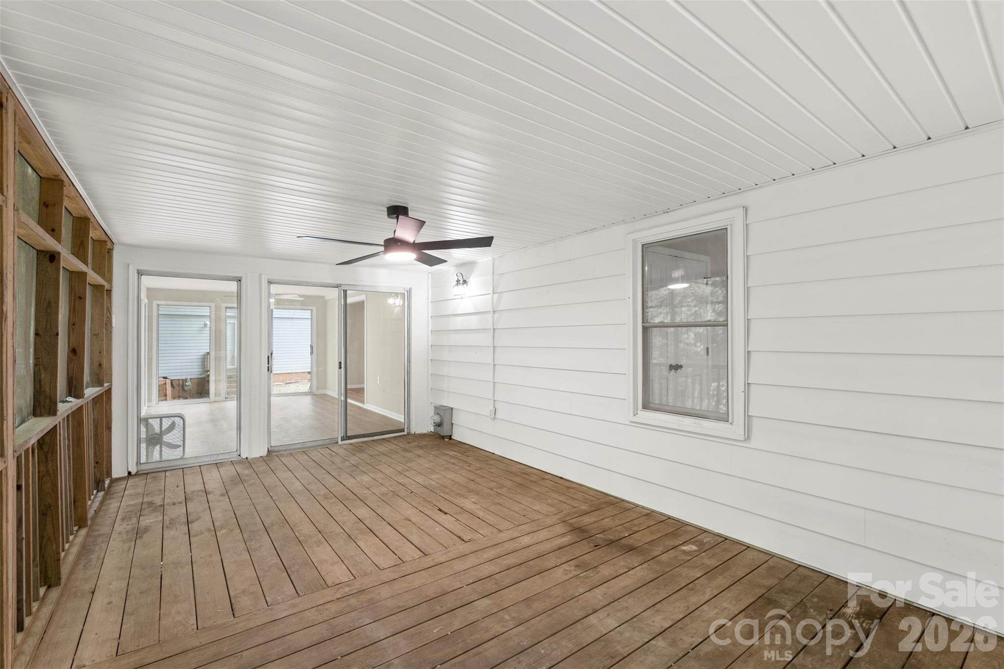 711 King Arthur Drive Property Photo 19