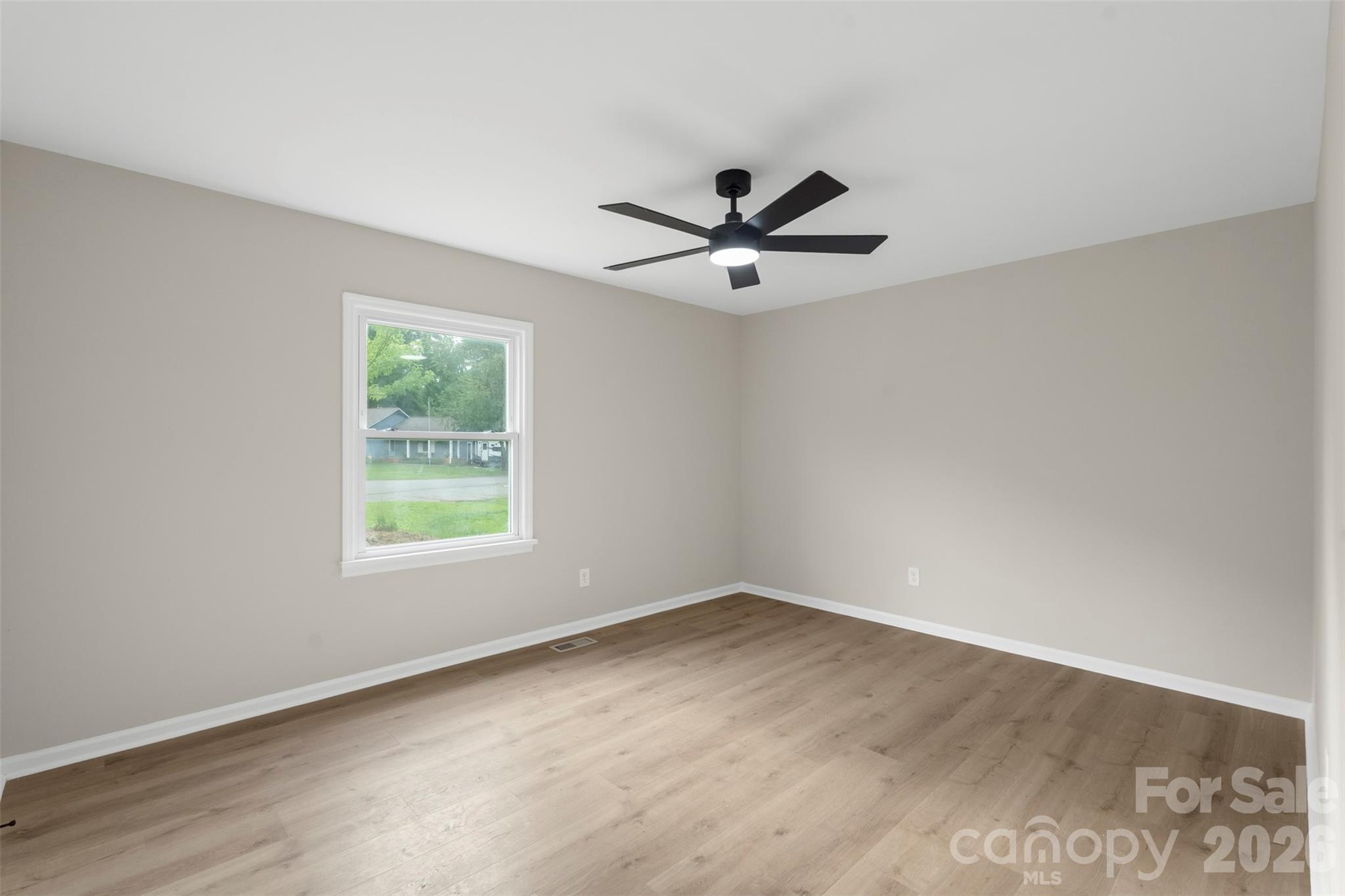 711 King Arthur Drive Property Photo 22