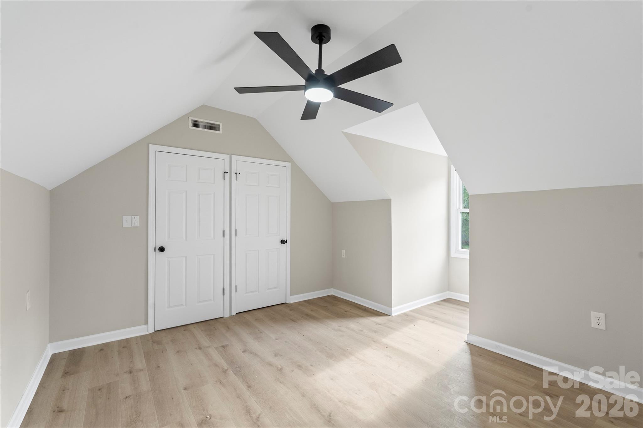 711 King Arthur Drive Property Photo 27