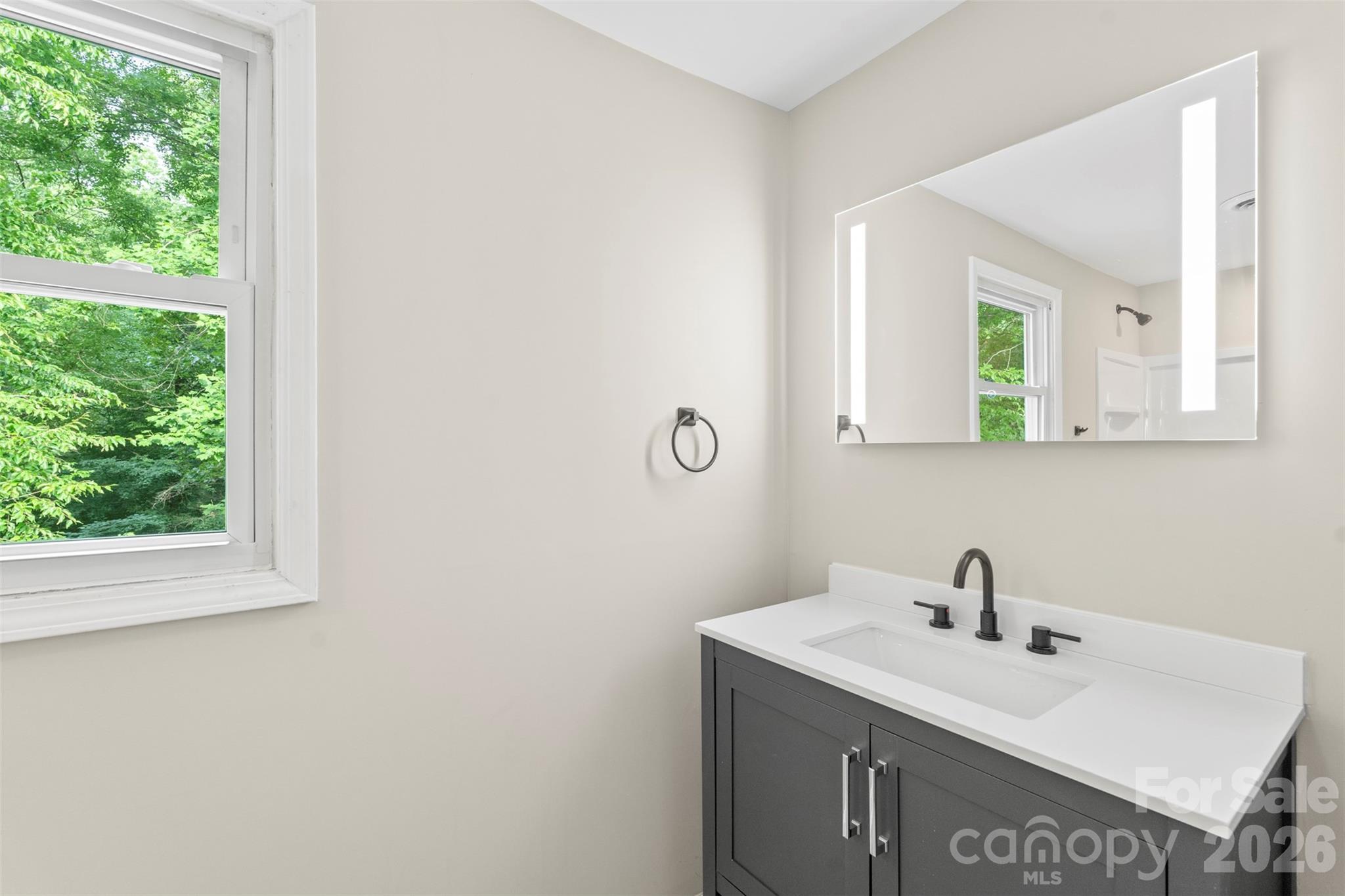 711 King Arthur Drive Property Photo 30