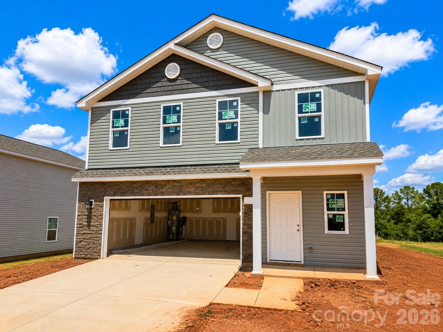 207 Roxanna Court Property Photo 1