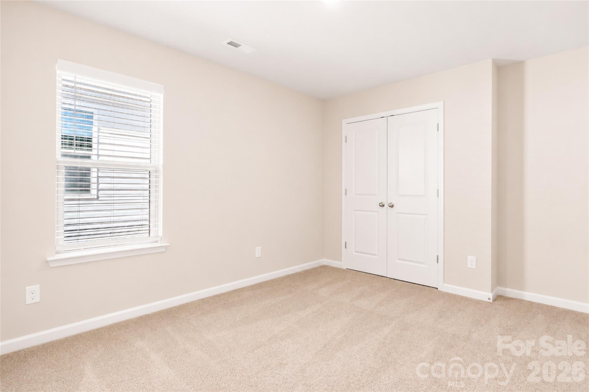 207 Roxanna Court Property Photo 15