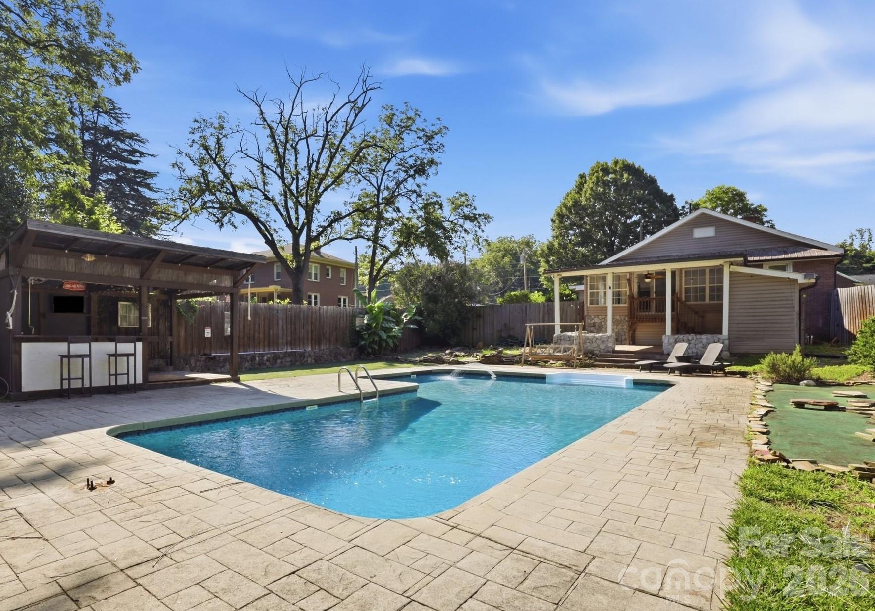 200 Feimster Street Property Photo 1