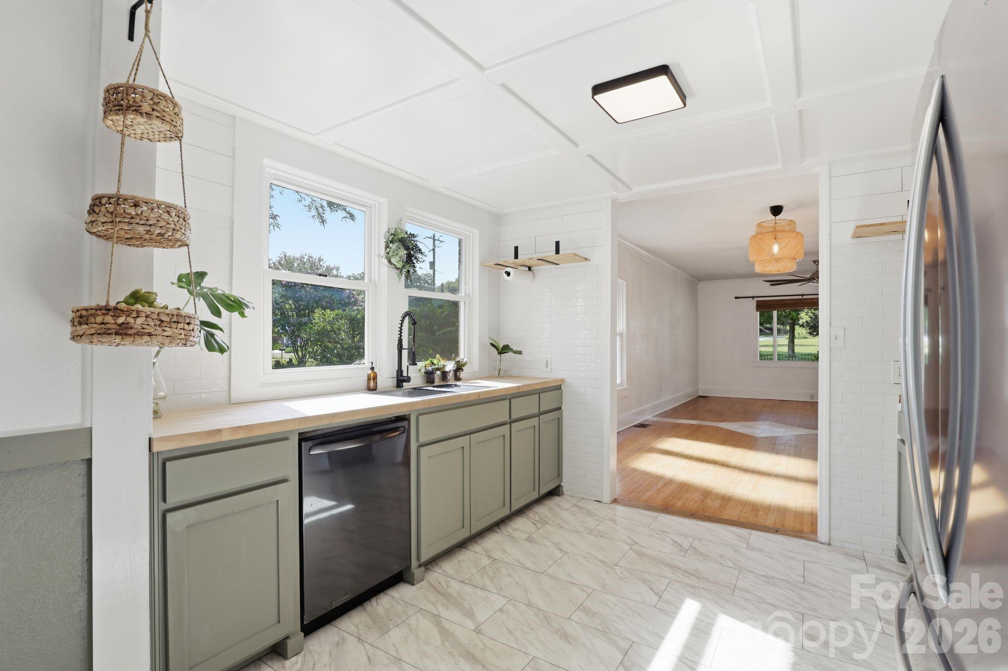 200 Feimster Street Property Photo 11