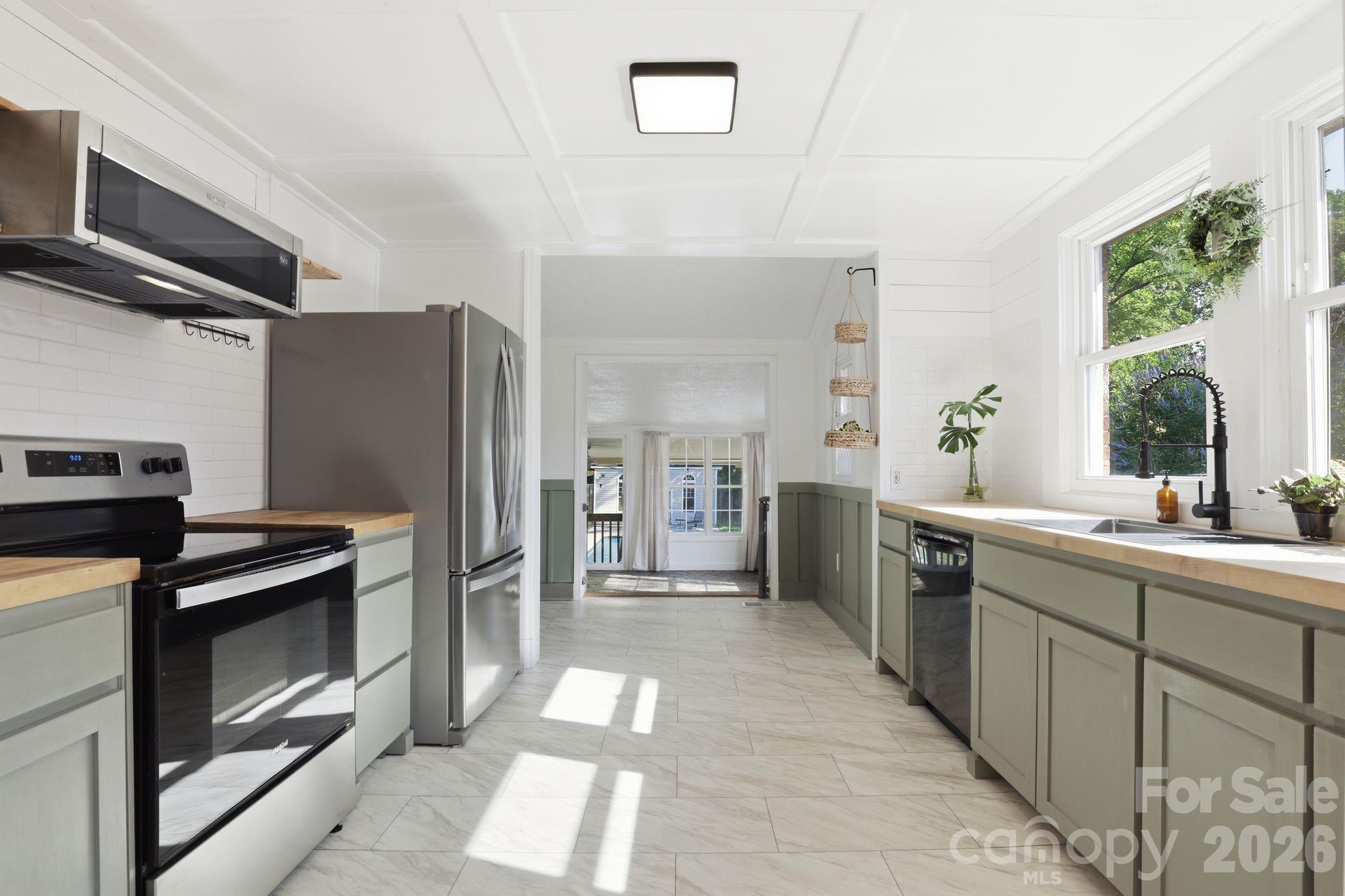 200 Feimster Street Property Photo 12